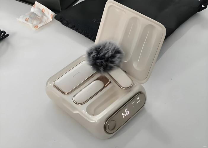 实测翻车 降噪话筒的‘皇帝新装’与消费陷阱